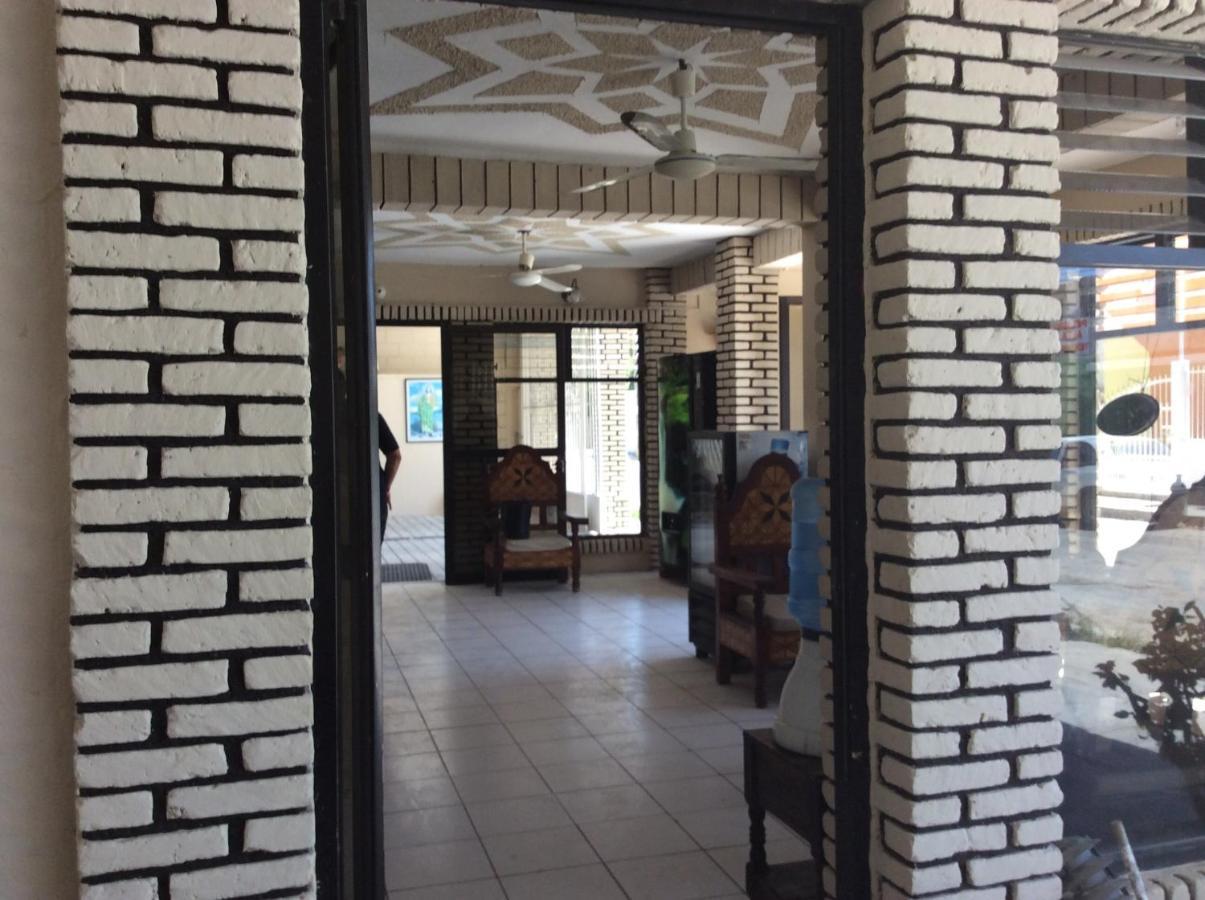 Hotel Posada Escárcega Buitenkant foto